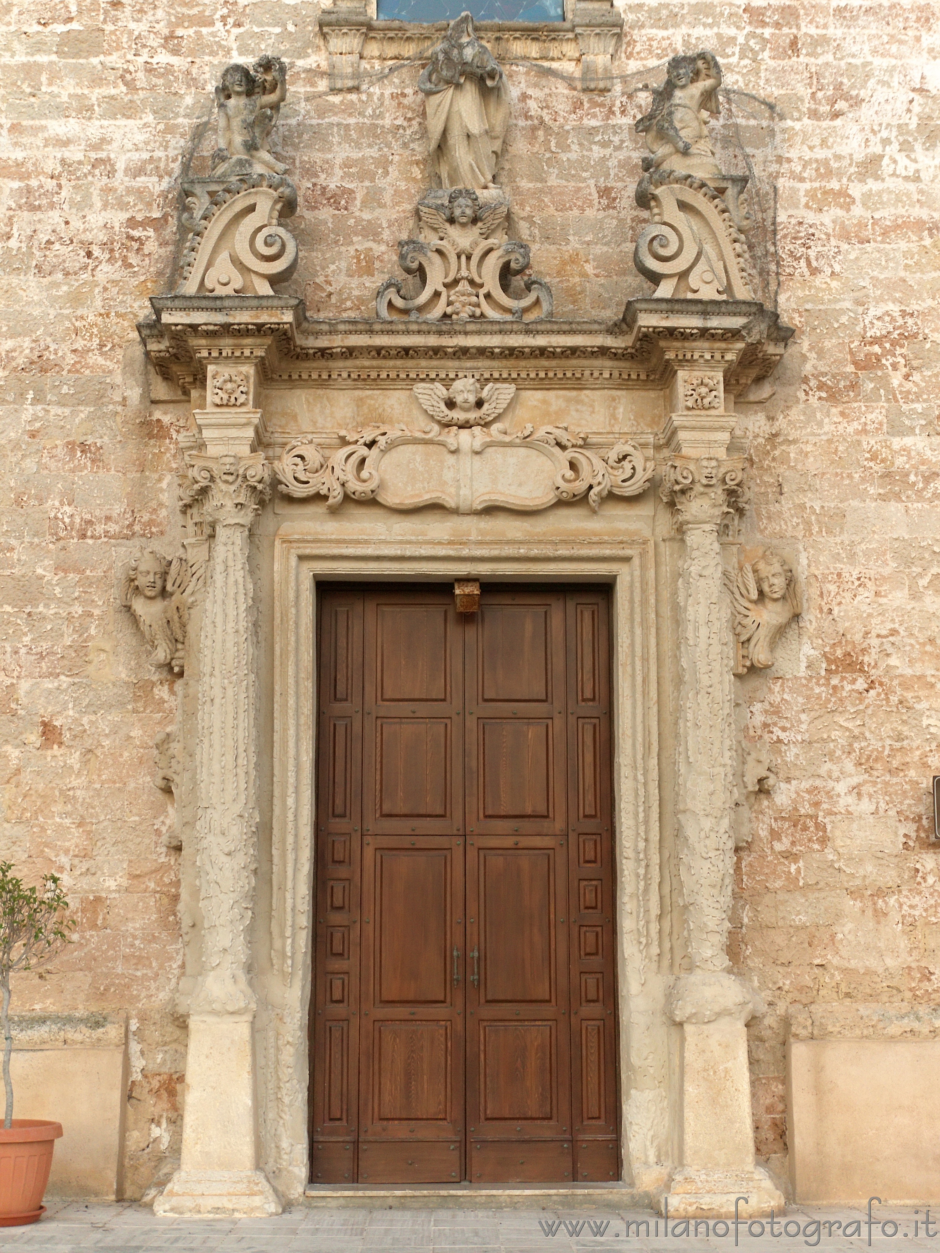 Felline fraction of Alliste (Lecce, Italy) - Door of the Church of Our Lady of Sorrows